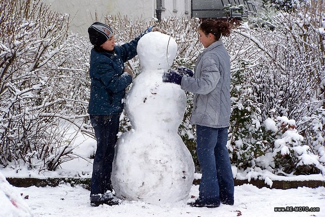 Berlin, building a snowman.