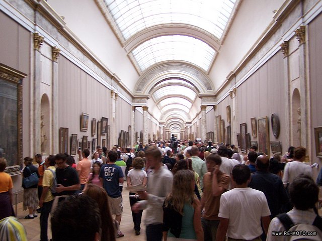 Im Louvre.