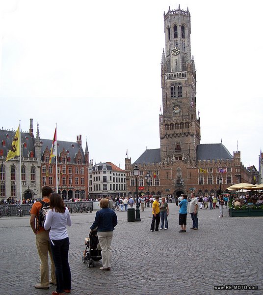 Another view of Bruges main square.