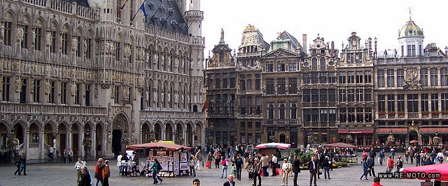 Brussels' main square is one of the most famous main squares of Europe because of its beauty and decoration.