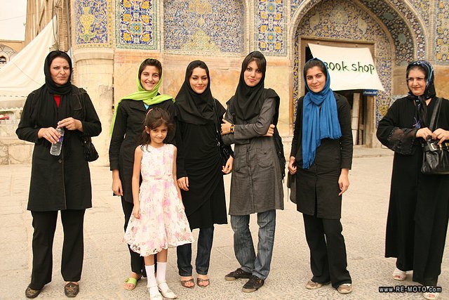 Girls in Esfahan.